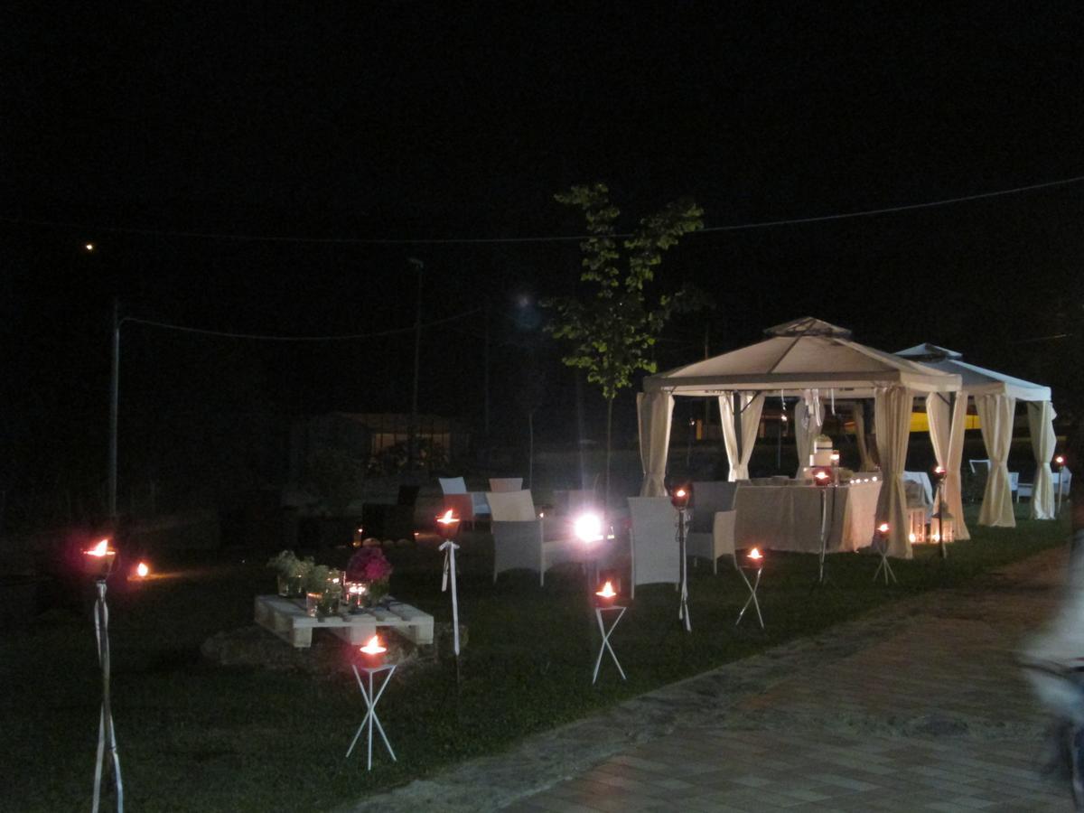 Palahotel Vallenoce Decollatura ภายนอก รูปภาพ
